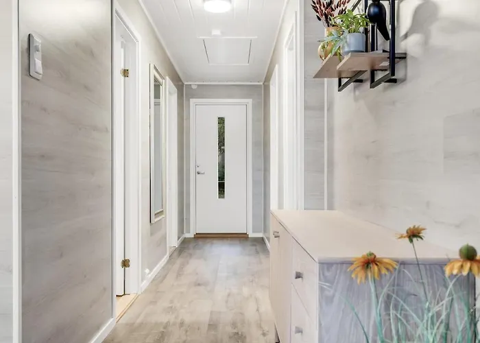 The Polar House - Free Parking *