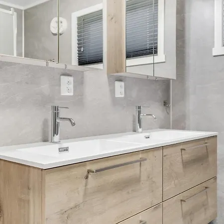 The Polar House - Free Parking Lägenhet